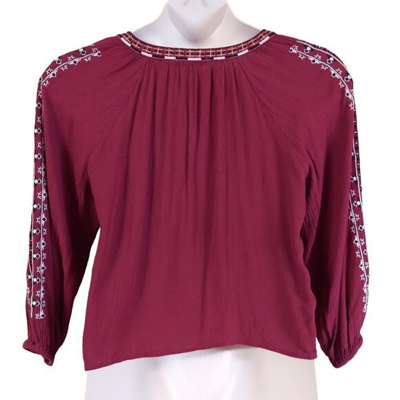 American Eagle Women's Boho Style Embroidered Crop Top - Picture 2 of 9